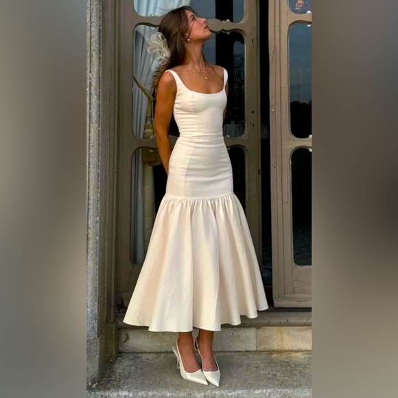 Amore Vintage Creme Drop Waist Midi Dress - Picture 1 of 6